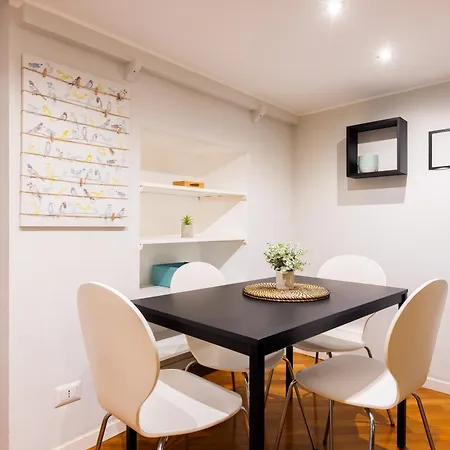 Design E Stile, Rifugio Alighieri A Centro Apartment Milan