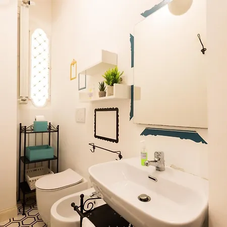 Design E Stile, Rifugio Alighieri A Centro Apartment *